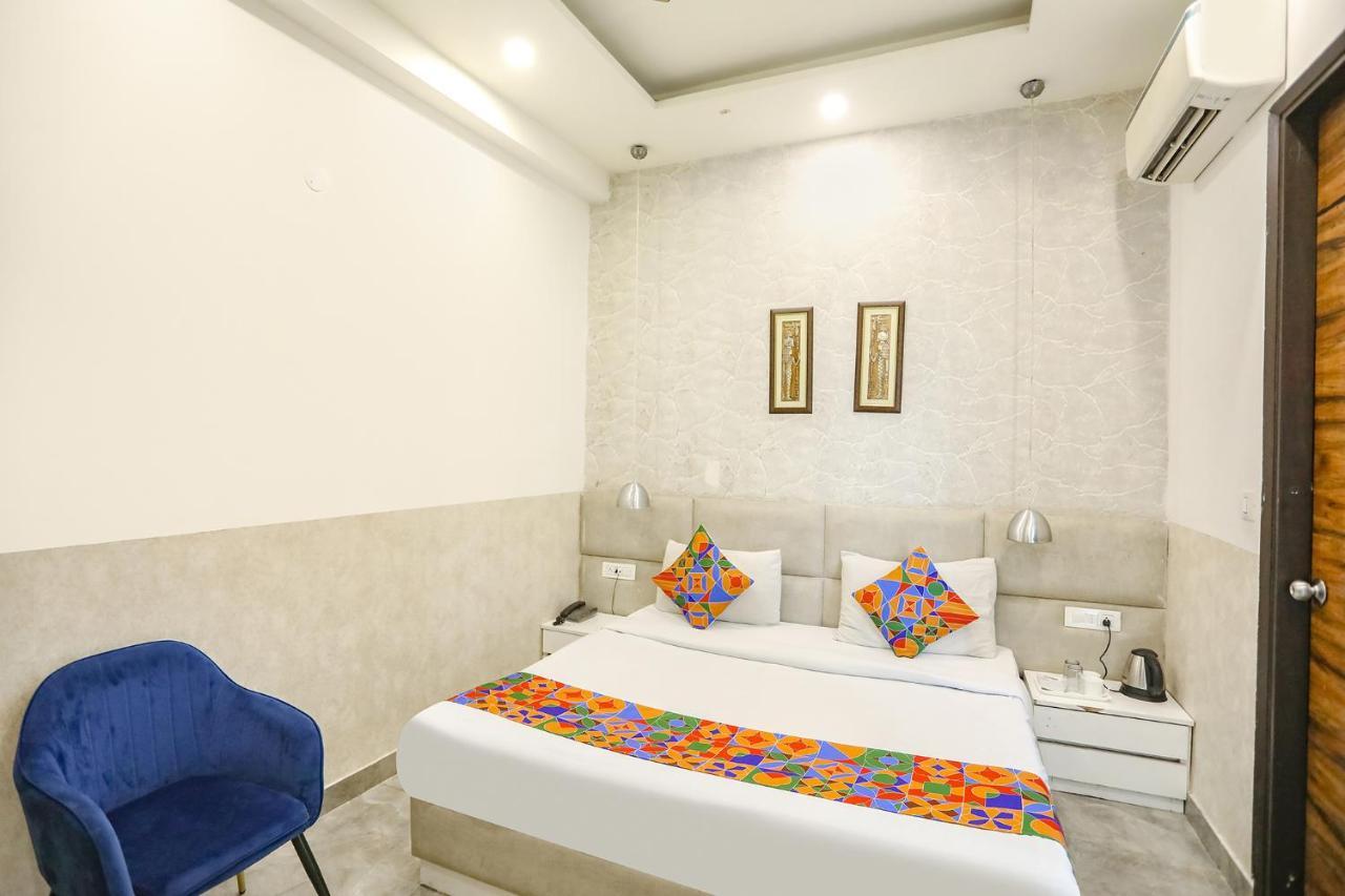 Fabhotel F9 Sector 19 Noida Luaran gambar